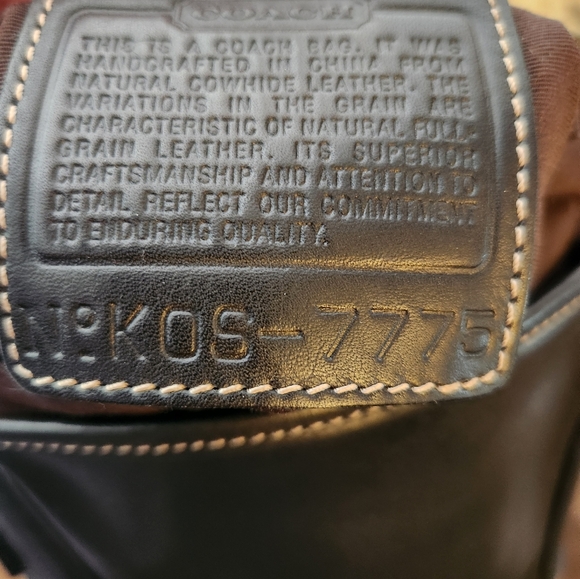 Vintage Coach Camera Crossbody - Picture 8 of 8